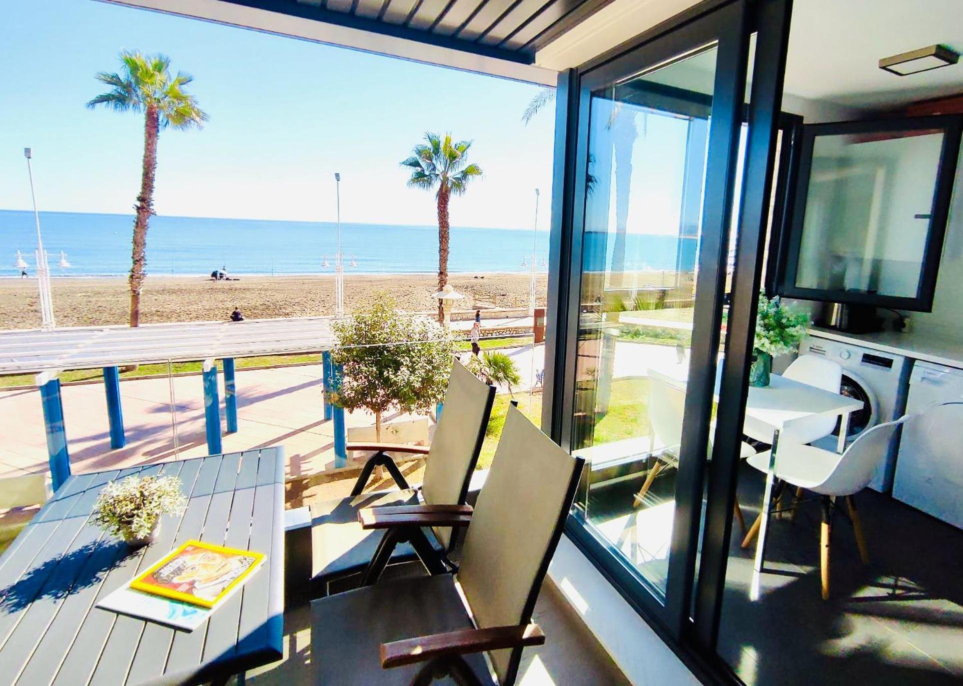 Apartament Gran Vivienda De Lujo Frente Al Mar Malaga Zewnętrze zdjęcie