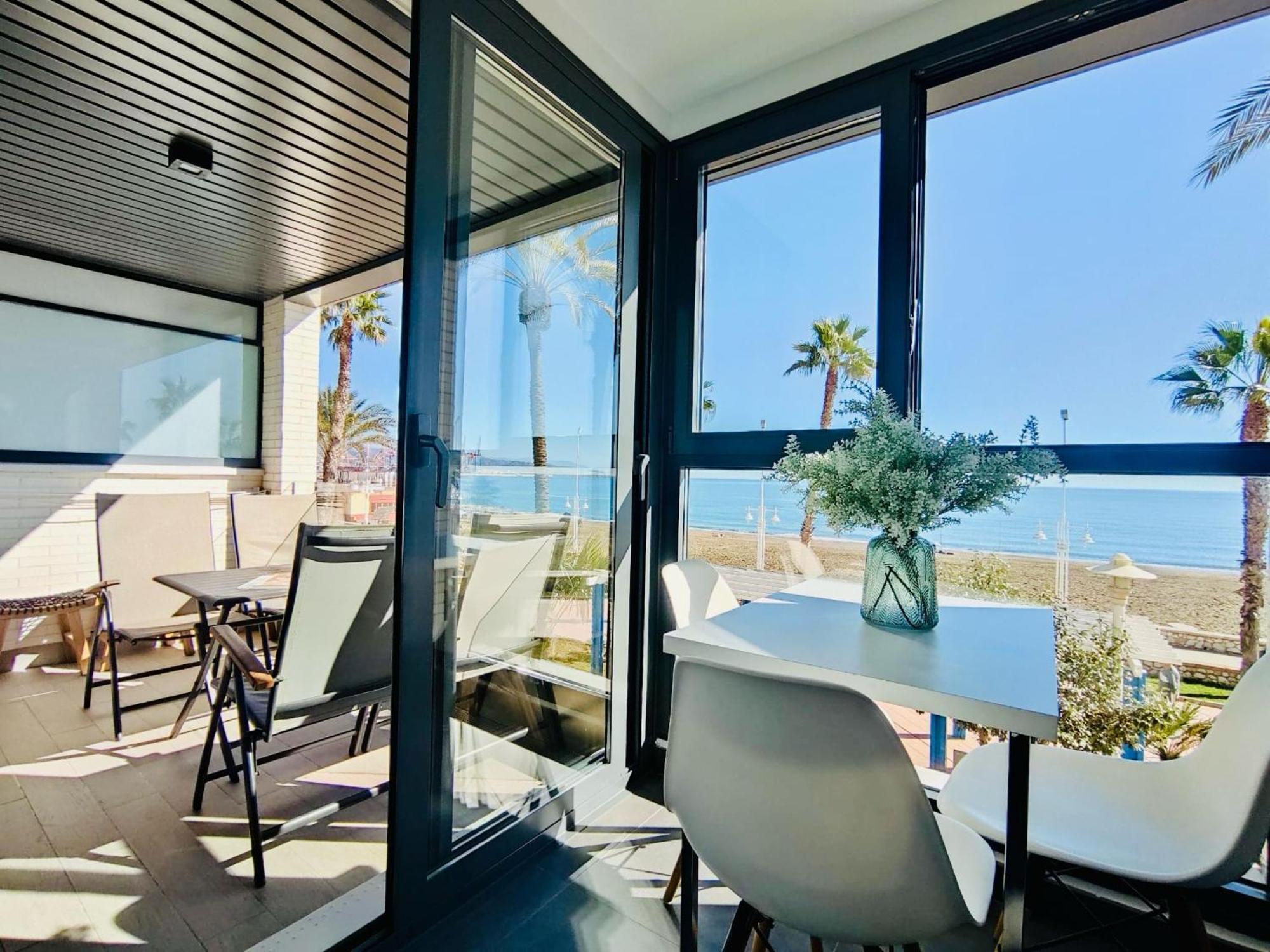 Apartament Gran Vivienda De Lujo Frente Al Mar Malaga Zewnętrze zdjęcie